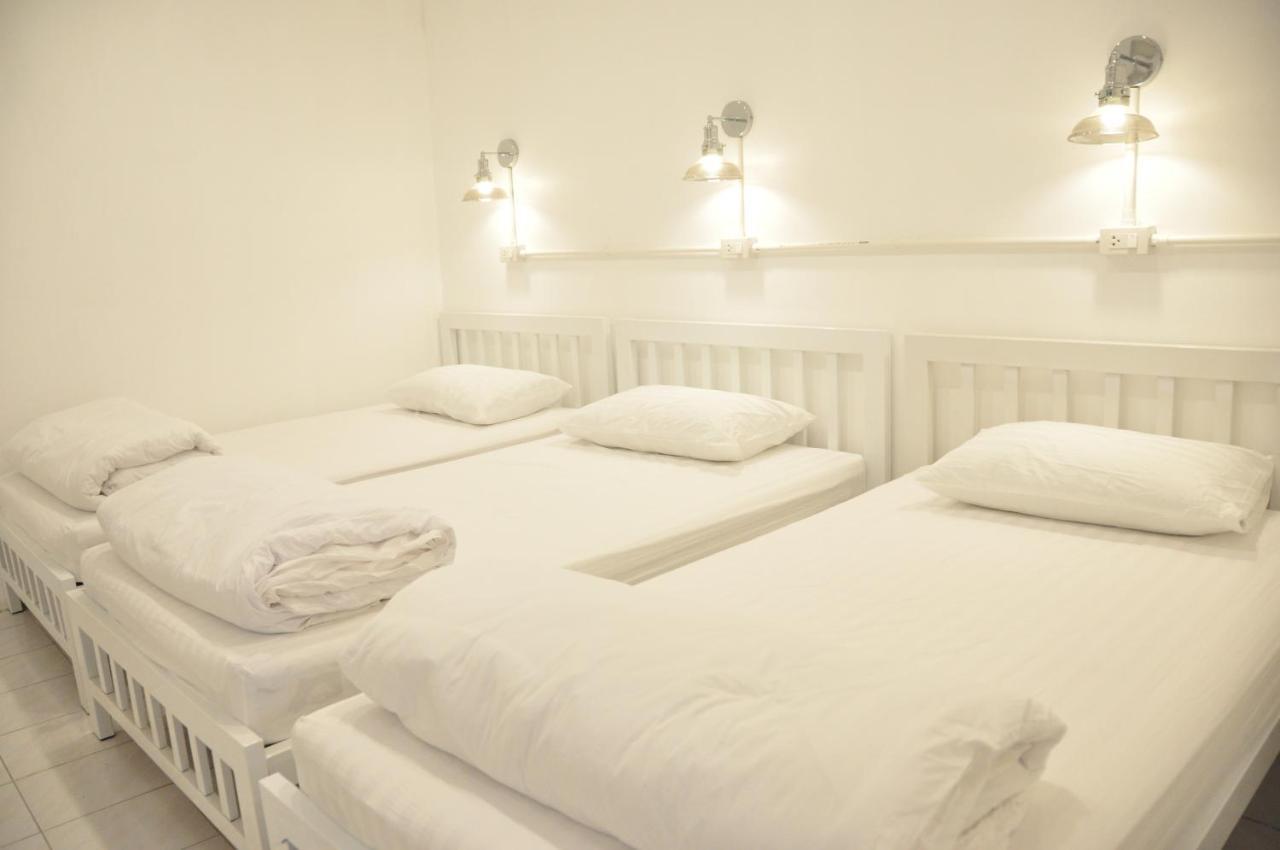 Zleepinezz Hostel Аюттхая Экстерьер фото