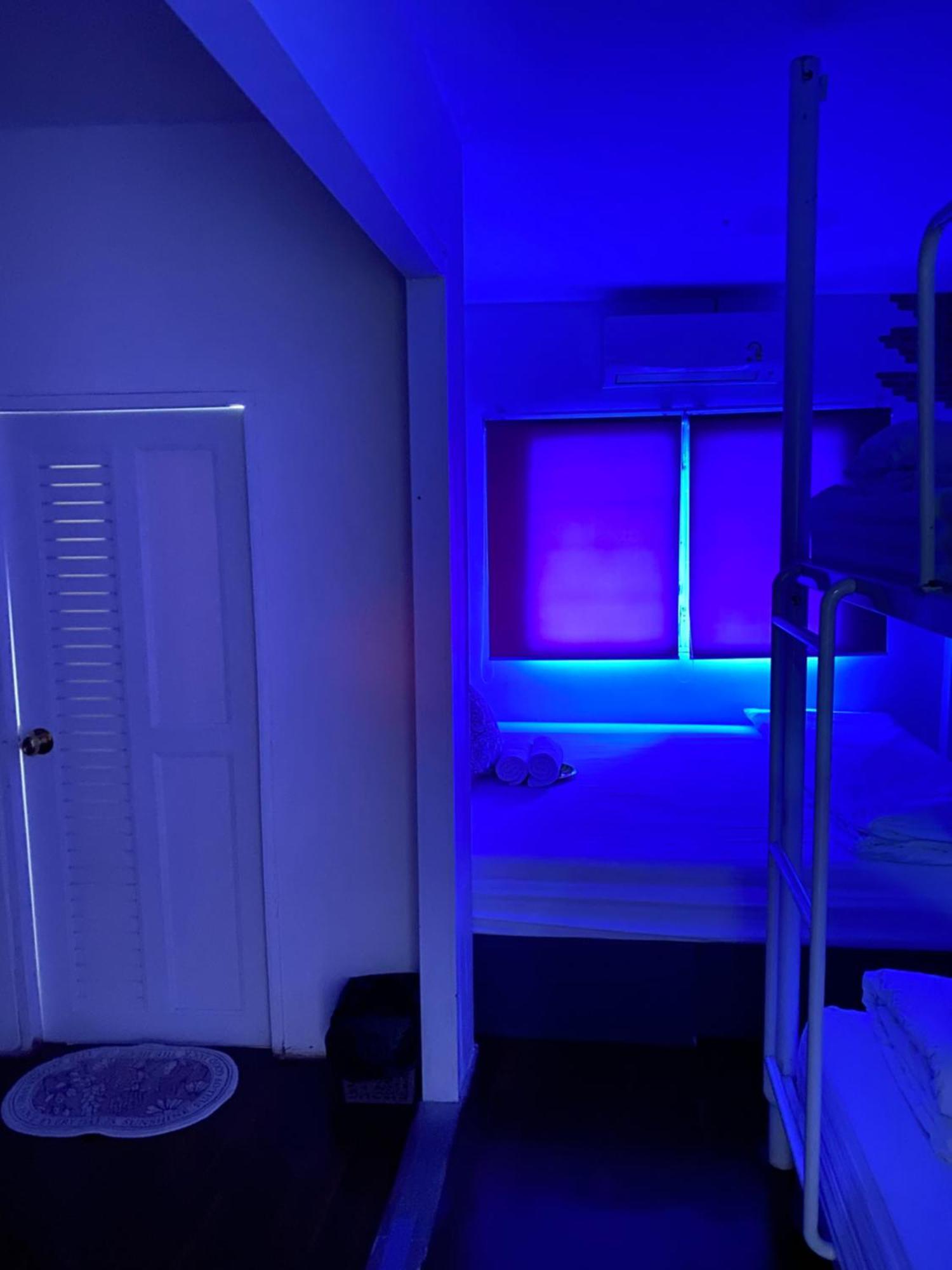 Zleepinezz Hostel Аюттхая Экстерьер фото