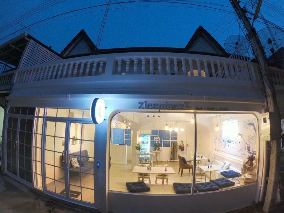 Zleepinezz Hostel Аюттхая Экстерьер фото